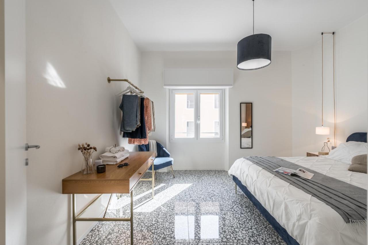 Appartement Altalena Sulla Piazza, Un Affaccio D'Eccezione à Modène Extérieur photo