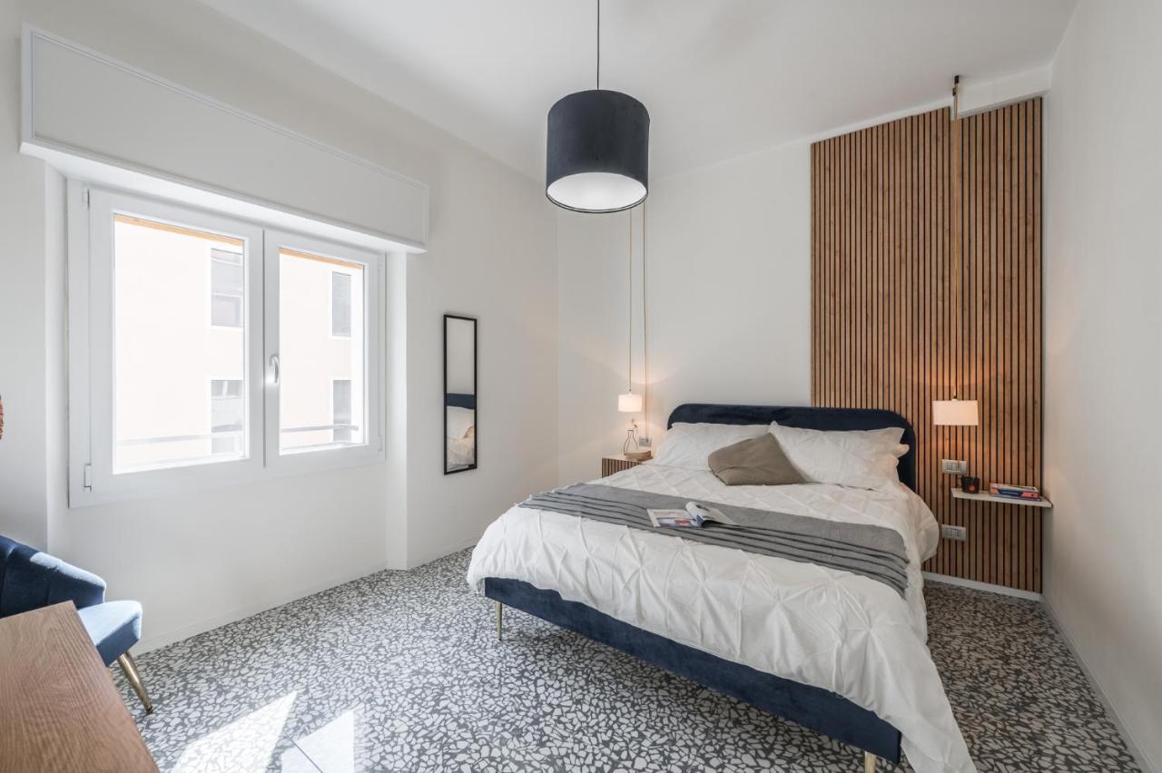 Appartement Altalena Sulla Piazza, Un Affaccio D'Eccezione à Modène Extérieur photo