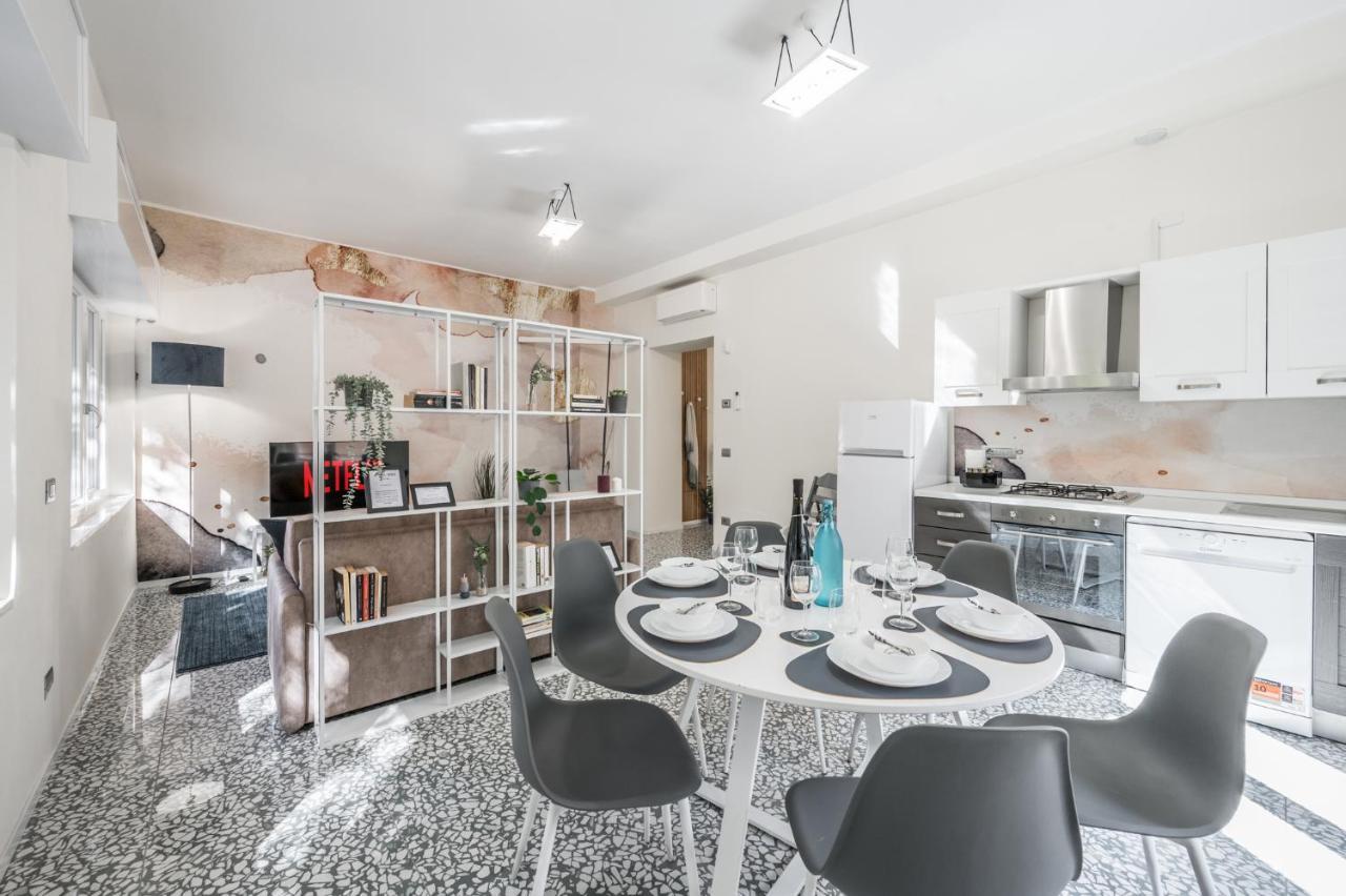 Appartement Altalena Sulla Piazza, Un Affaccio D'Eccezione à Modène Extérieur photo