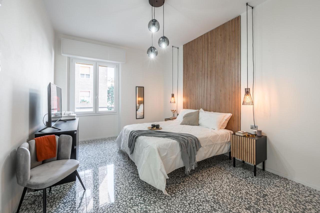 Appartement Altalena Sulla Piazza, Un Affaccio D'Eccezione à Modène Extérieur photo