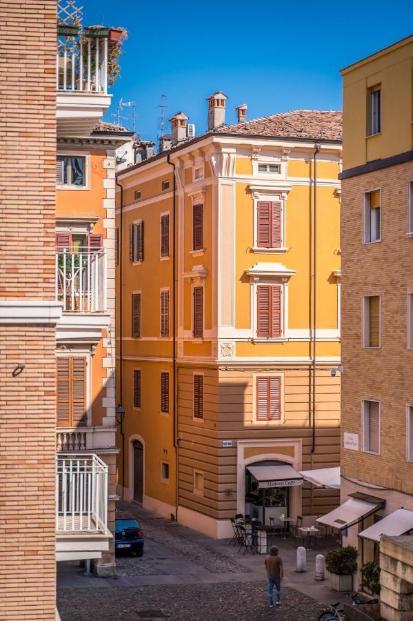 Appartement Altalena Sulla Piazza, Un Affaccio D'Eccezione à Modène Extérieur photo